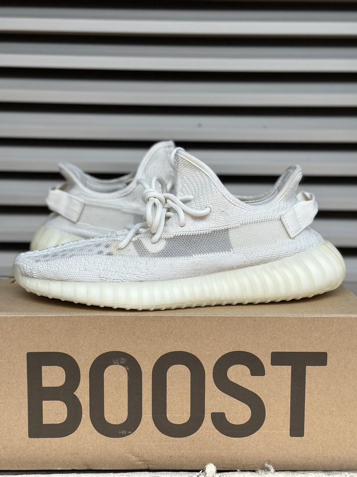 Yeezy 350 Bone Size Us 10 Original Authentic Sneakers 100%