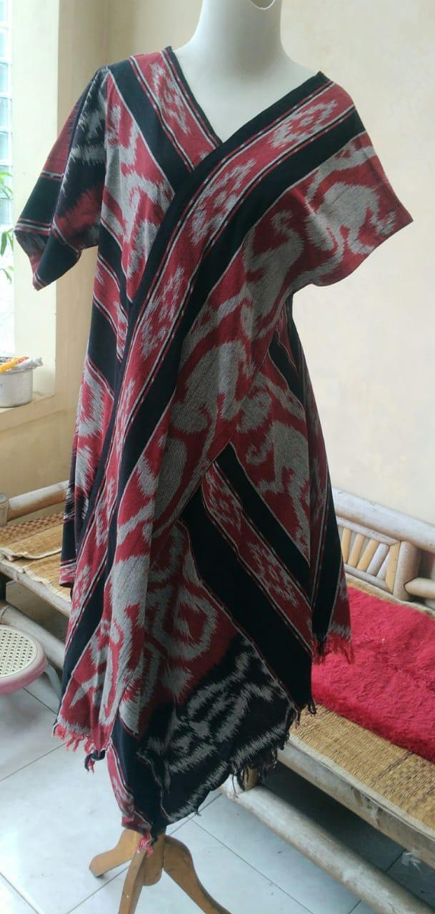 Dress TENUN NTT MAROON - 2nd / Preloved