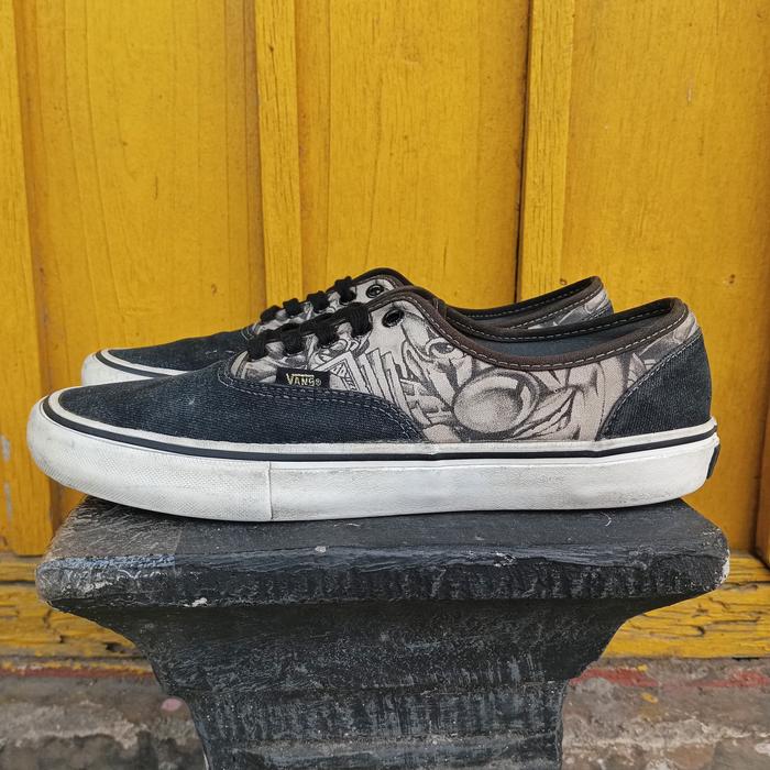 Vans Authentic Syndicate x Mister Cartoon Black/Gold