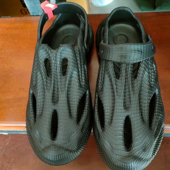 Sandal ukuran 43-44