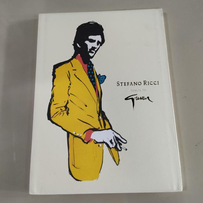 Buku Stefano Ricci Stores