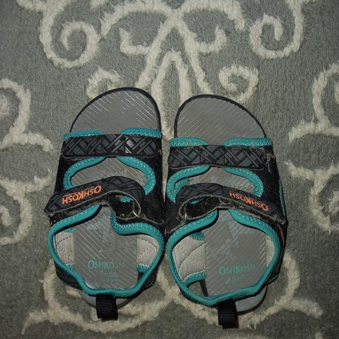 Sandal sepatu anak Oshkosh ori size 27