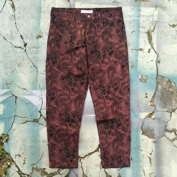 Celana Panjang Motif Floral Ciqueto Ikka Floral Japanese Brand