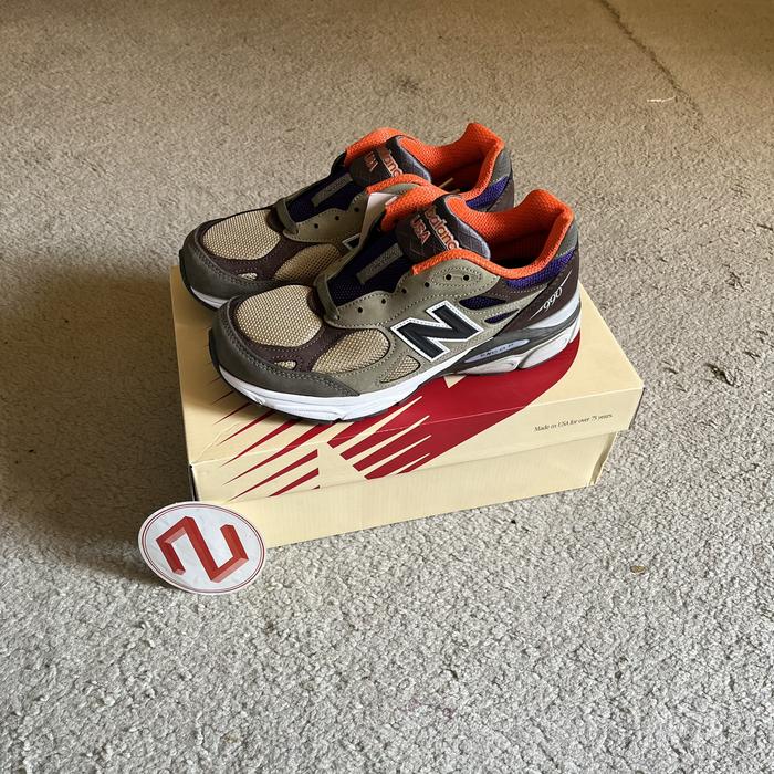 New Balance 990 v3 Tan Olive