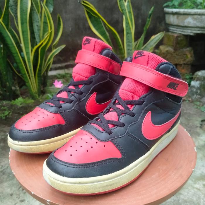 Sepatu Second Nike Court Borough Mid 2 Size 35 Insole 22 cm