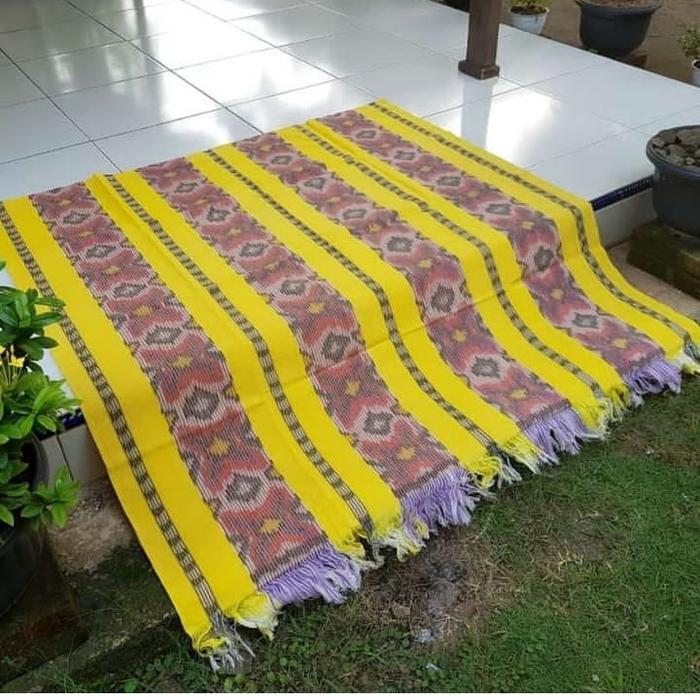 kain tenun kuning cerah premium