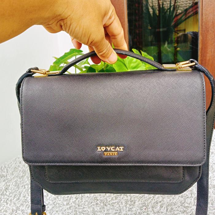 SECOND -TAS BRANDED - LOVCAT - HITAM -  ADA TAG DAN NOSER