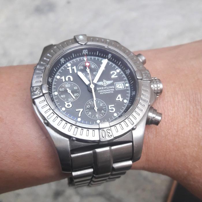 Breitling Avenger Titanium Chrono