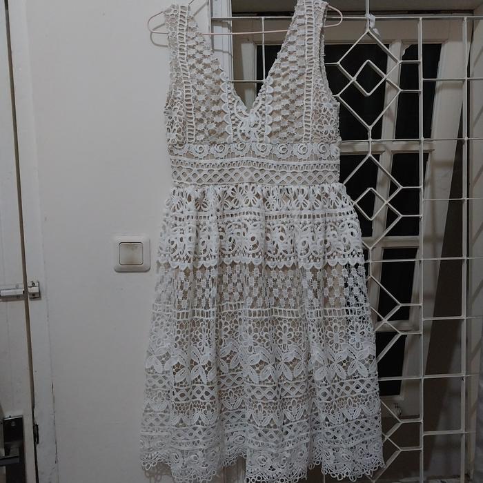 MISS VALLEY lace dress
