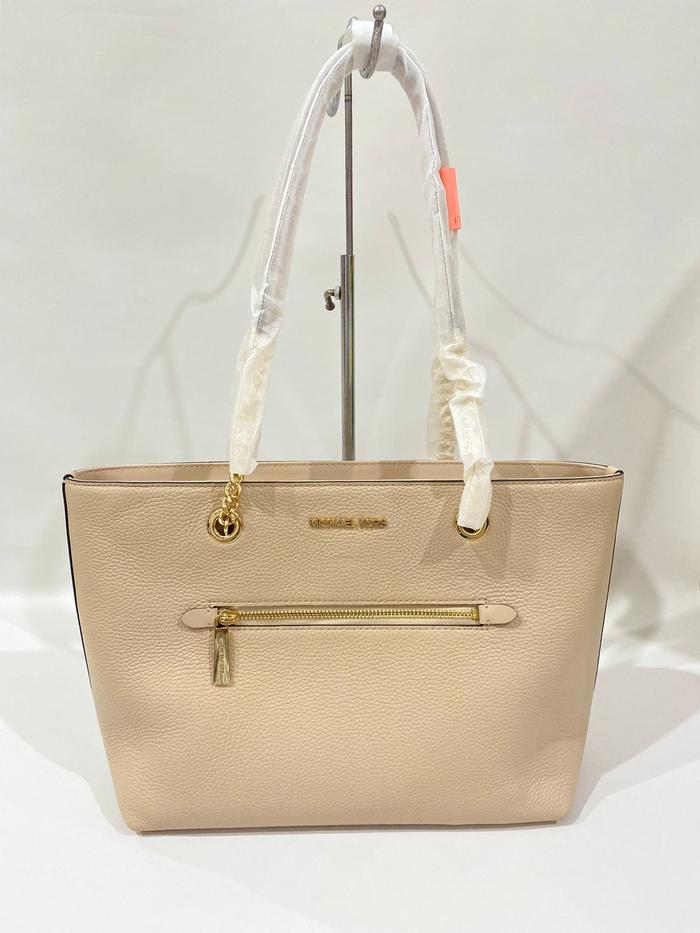 Michael Kors jet set item medium front zip chain tote buff