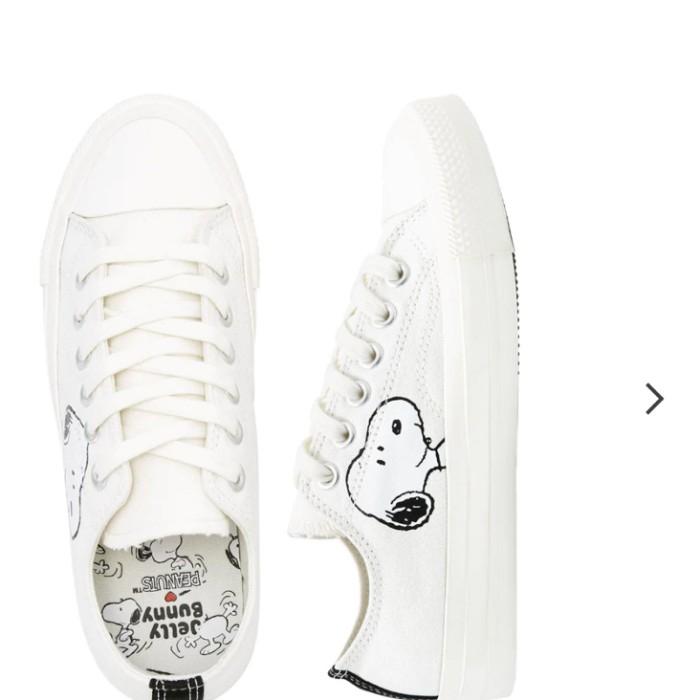 snoopy jelly bunny / snoopy shoes