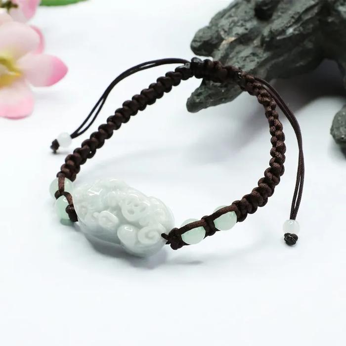 Giok Jade Pixiu Burma  Original