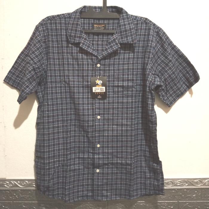 Kemeja Flanel Pria. Lengan Pendek. Merk Erigo