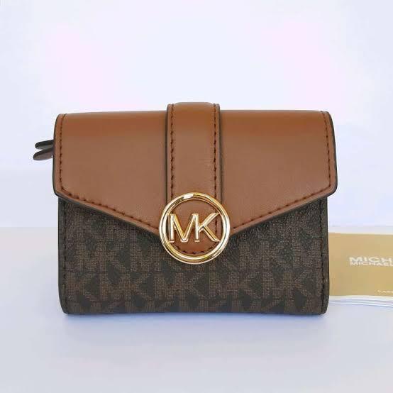 Dompet Wanita MK Carmen Bifold Wallet