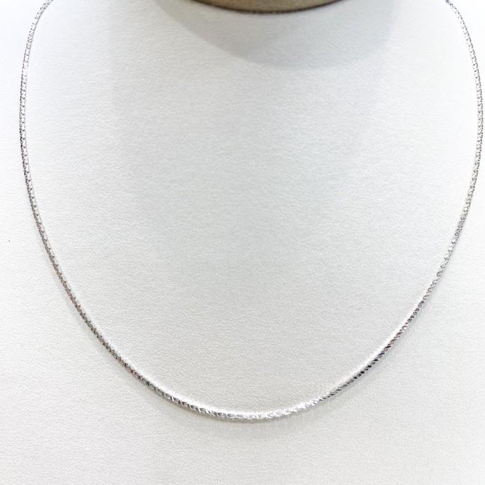Kalung Emas putih 750 17karat hwt