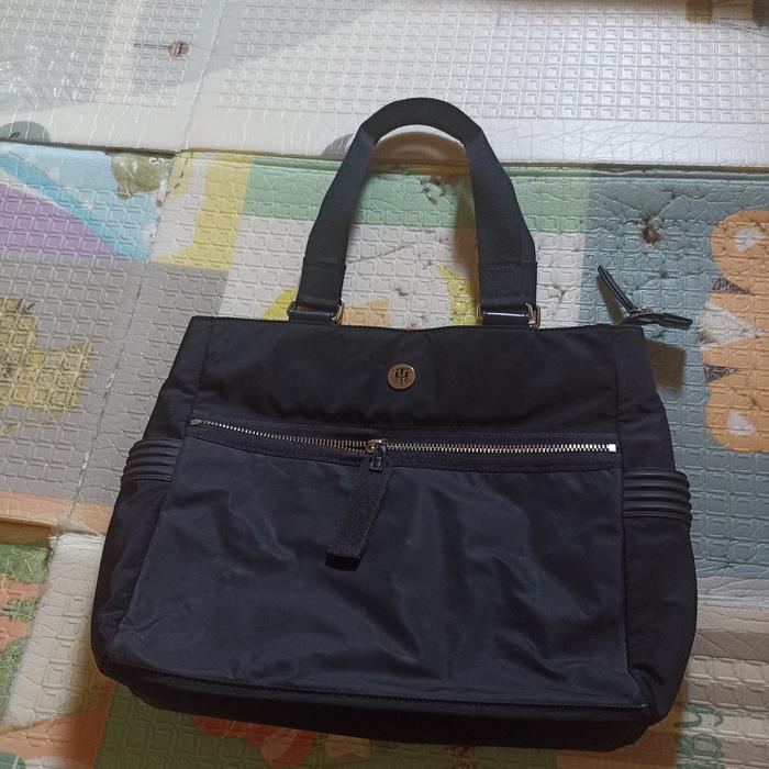 Tas Wanita : Tommy Hilfiger