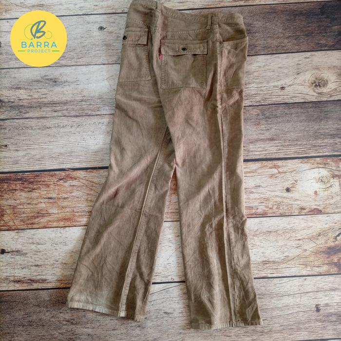Celana Corduroy Victim