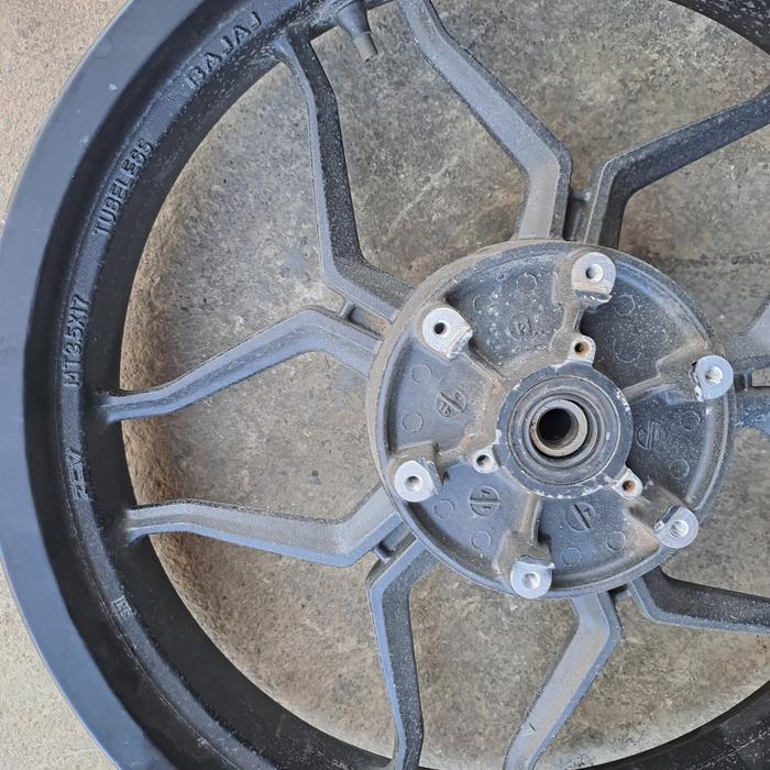 velg pelek belakang kawasaki bajaj 200ns 200 NS original