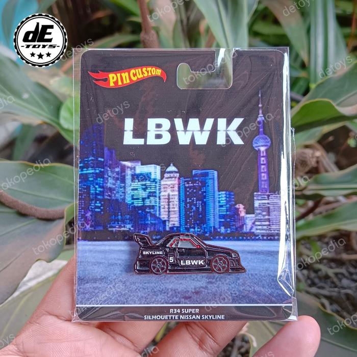 Pin Diecast R34 Super Silhoutte Nissan chase hitam