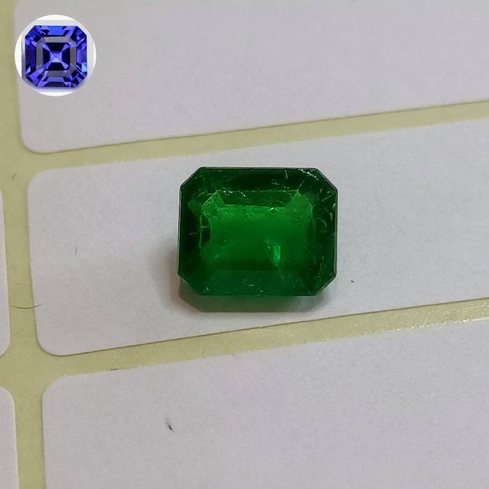 Vivid Green Tsavorite 3,23ct