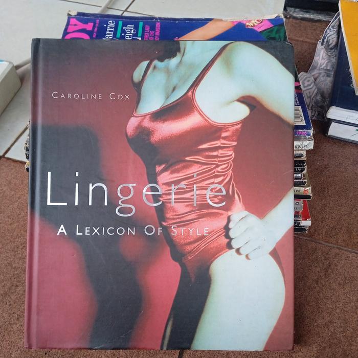 BUKU LINGERIE A LEXICON OF STYLE