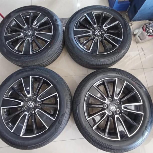 Velg Mobil Ori Std WRV R17x7 pcd 5x114 ET55 Ban Bridgestone 215/55R17