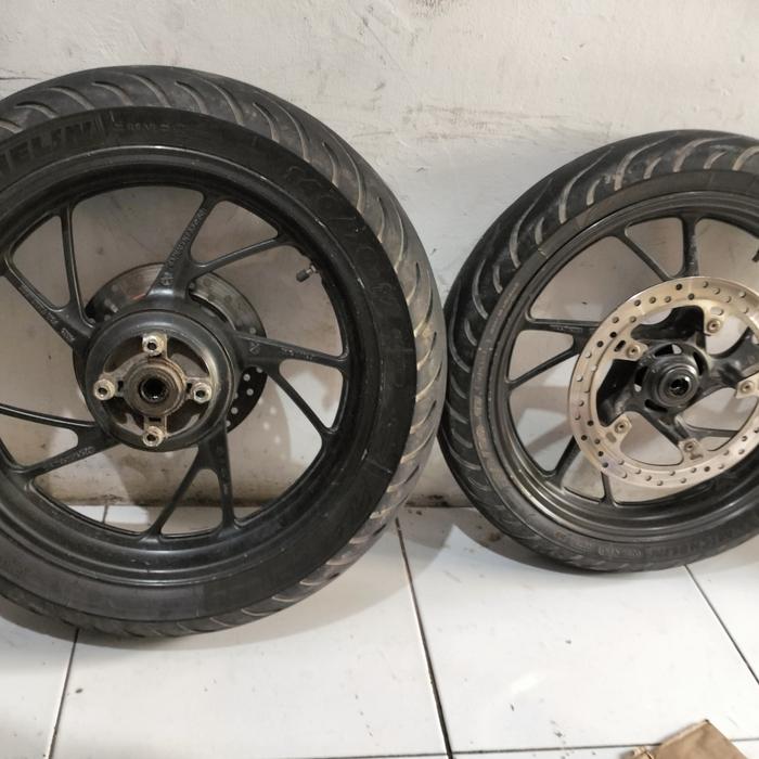 velg CBR 150R PNP Tiger Revo