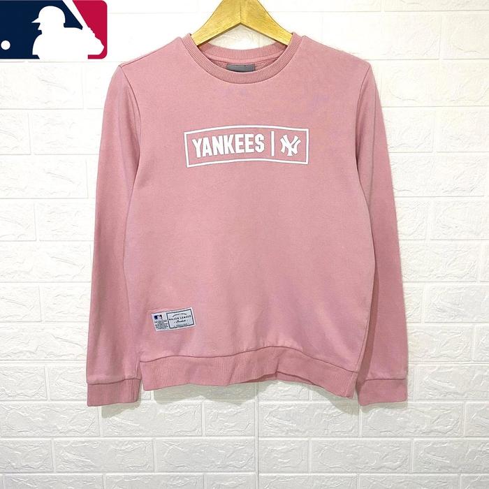MLB Yankees Pink Crewneck