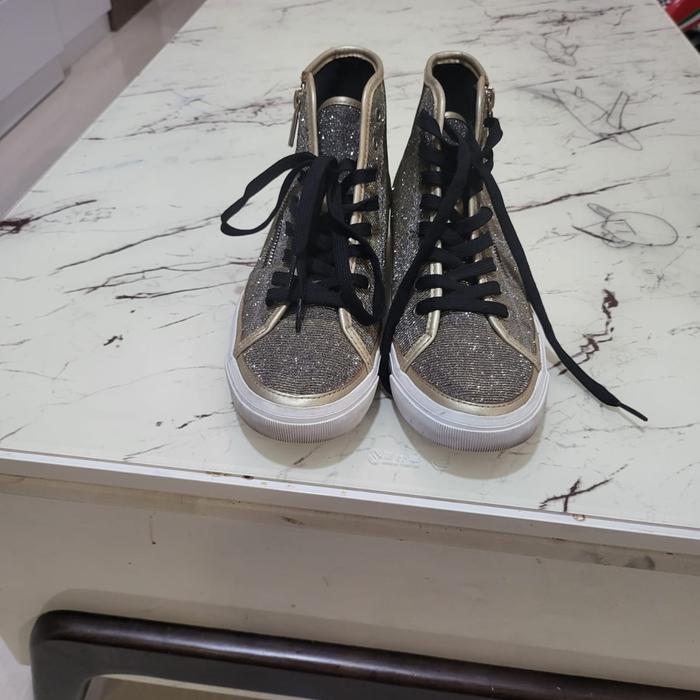 sepatu emporio armani
