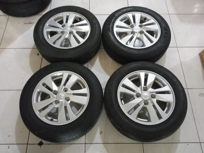 Velg Mobil Bekas Copotan Datsun Go R14 Lubang 4 Plus Ban Brio Calya
