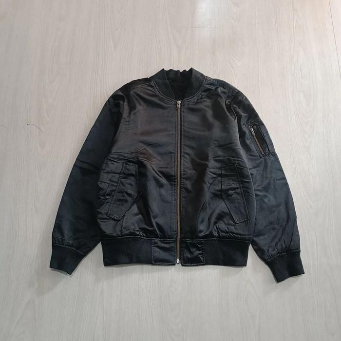 GU BOMBER SHERPA JACKET