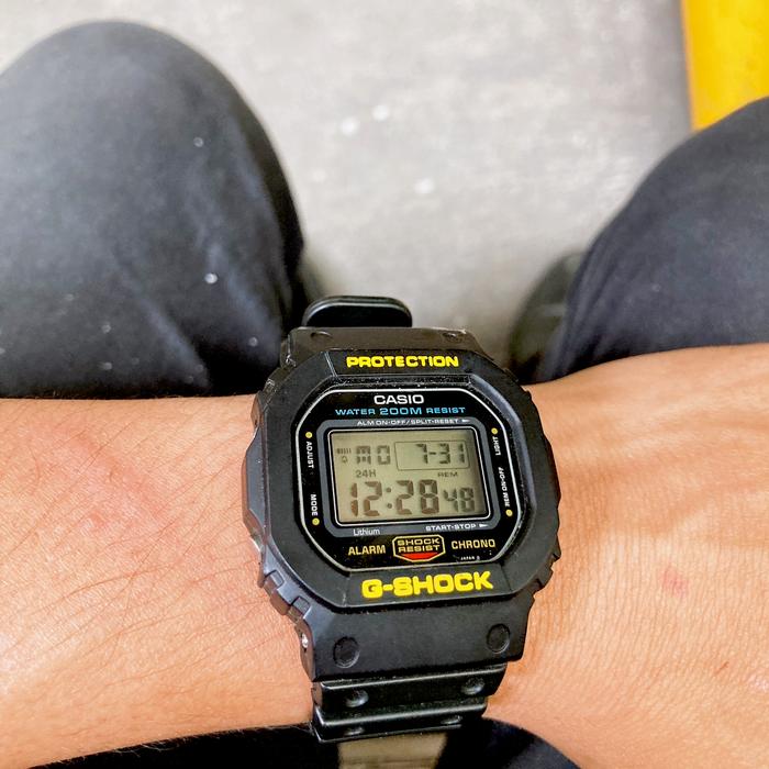 casio gshock Dw5600c jam film speed Keanu Reeves