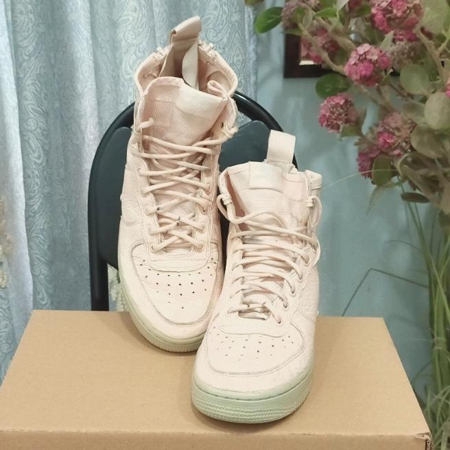 Sepatu Sneaker Nike SF-AF1 Mid Size 39 Original (Rare)