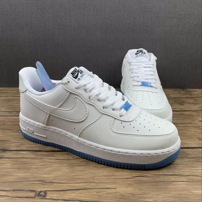 NIKE AIR FORCE 1 '07 LX Original Fashion Sneakers DA8301-100