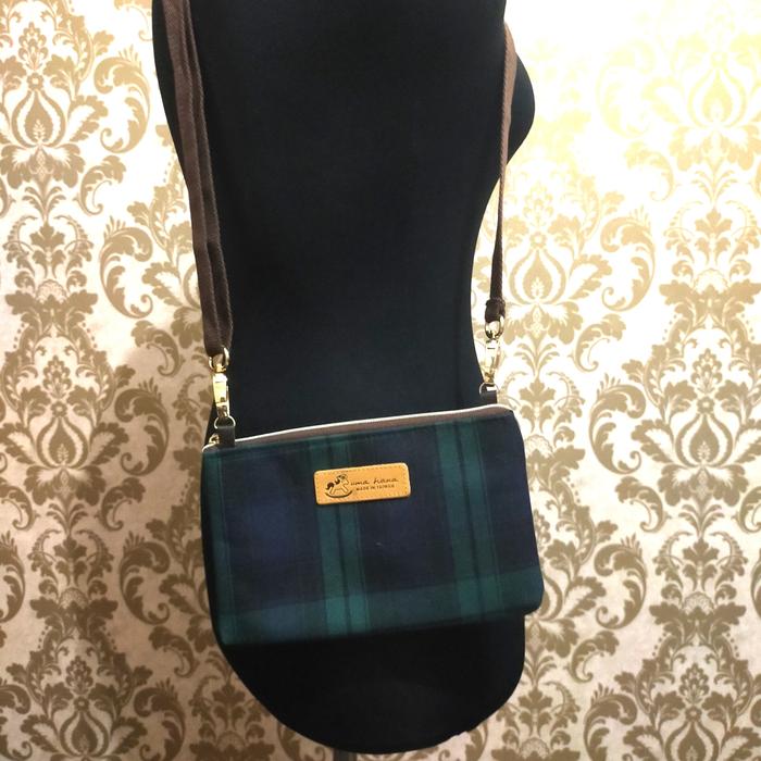 Tas Sling HP Dompet Uma Hana