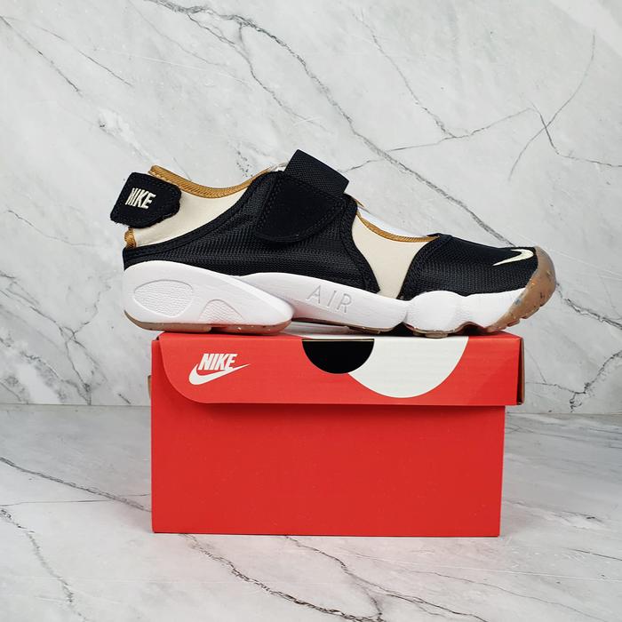 SEPATU WANITA NIKE AIR RIFT NINJA BLACK  GOLD