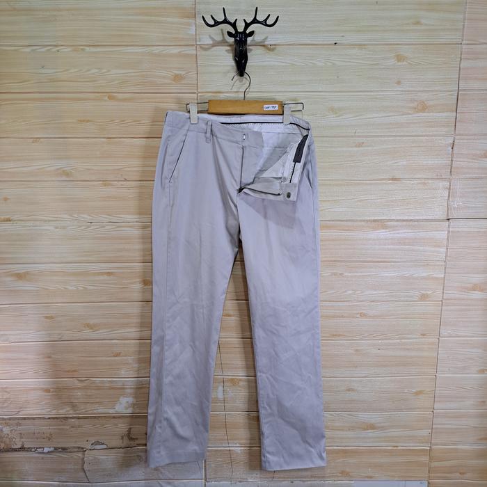 Celana Panjang Chino Kode CHN 434 Giordano Size 31 LP 82cm