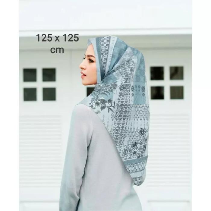 Kerudung segi empat motif Biru Skyy/Jilbab segi empat motif Syari