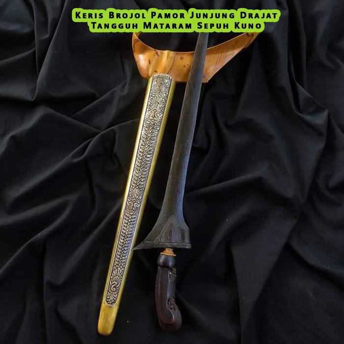 Keris Brojol Pamor Junjung Drajat Tangguh Mataram Sepuhh Kunoo
