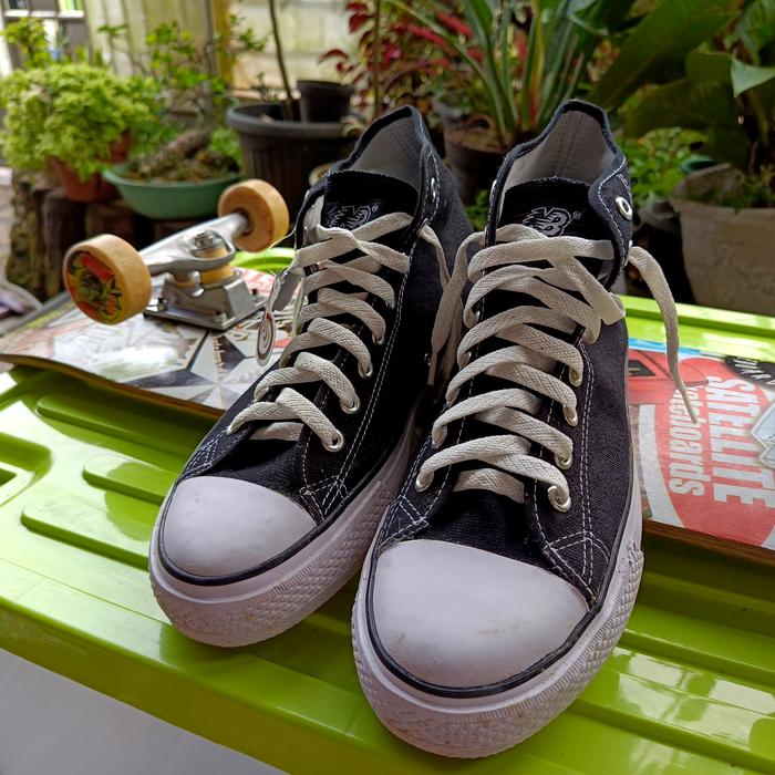 Sepatu Sekolah Master Basket Size 45