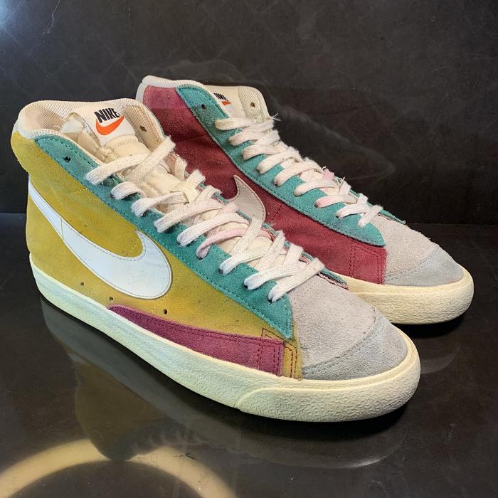 Sepatu sneakers Nike Blazer Mid 77 Vintage Suede multi colour ORIGINAL