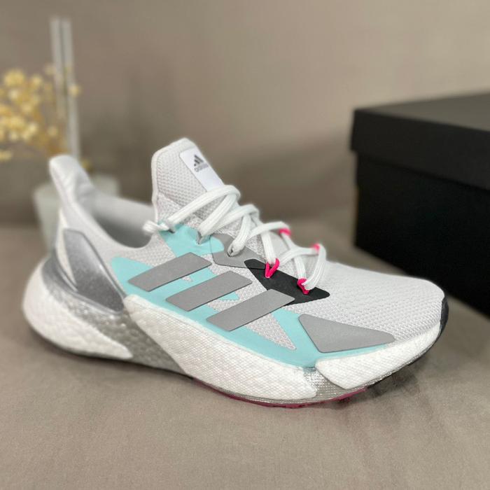 X9000L4 Crystal White Silver Metallic