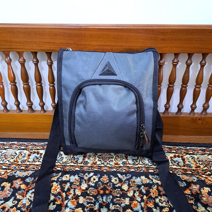 tas sling bag flieger