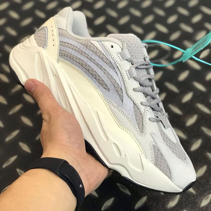 Yeezy 700 V2 Static