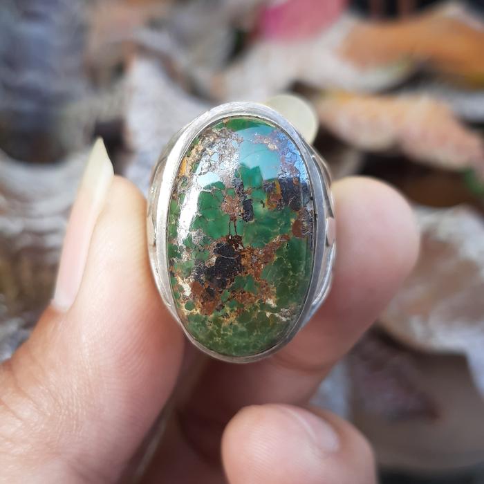 Natural Pirus Lawasan Hijau Tua
