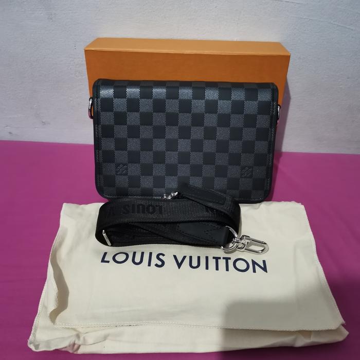 LV studio messenger damier infini new original dustbag+box+receipt