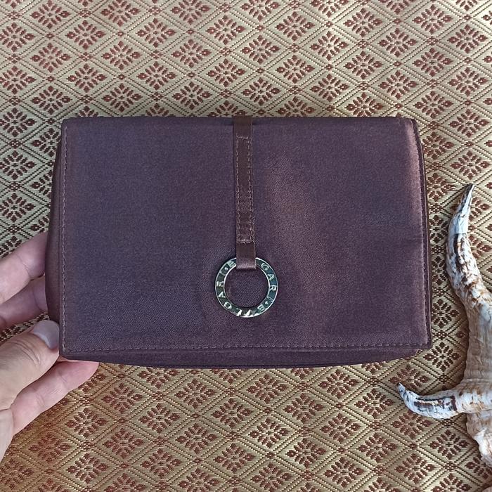 Bulgari Emirates business class pouch satin tas kosmetik Bvlgari bag