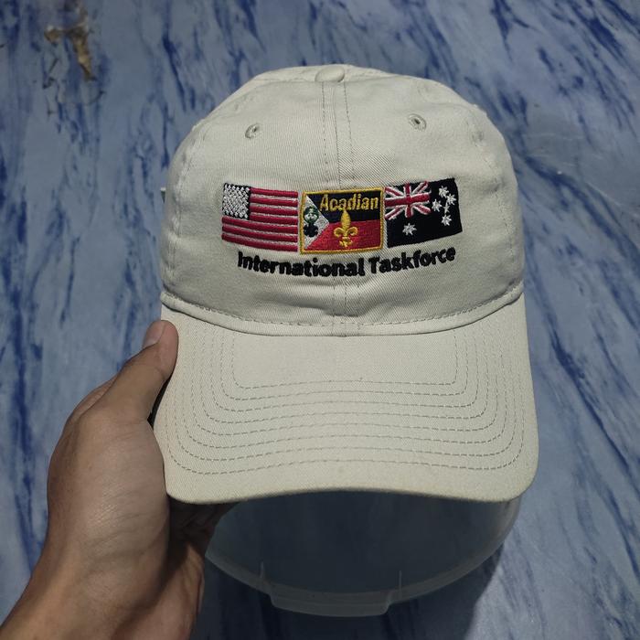 TOPI/CAPS NEW ERA 3 COUNTRY FLAGS (INTERNATIONAL TASKFORCE)