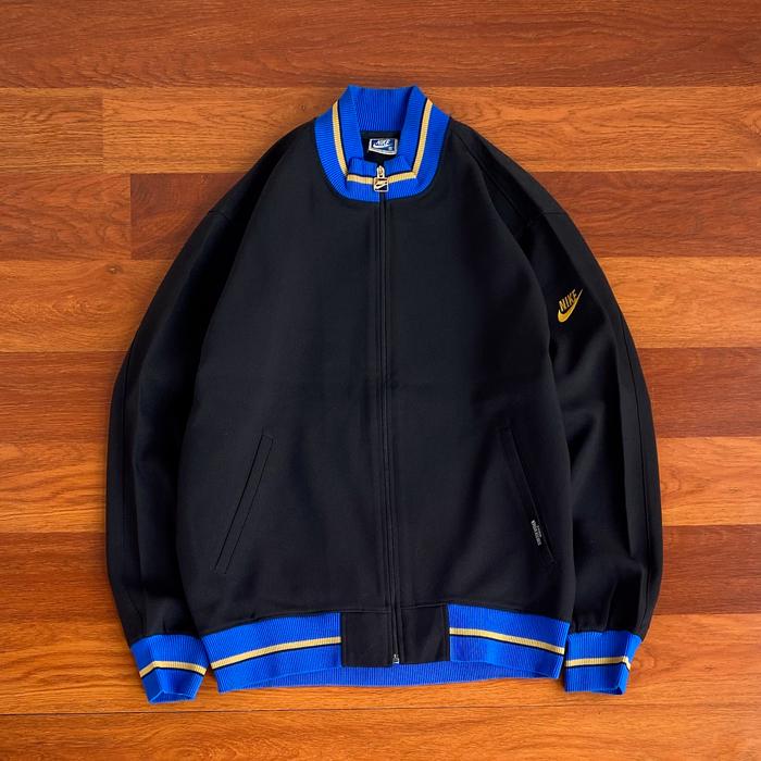 Nike vintage Tracktop ( S ) pria