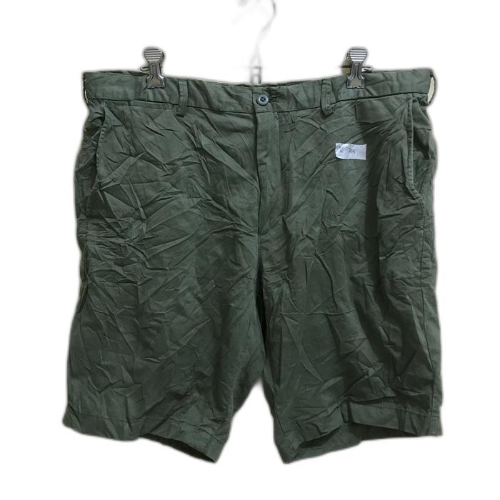 Celana chino Uniqlo hijau army original second
